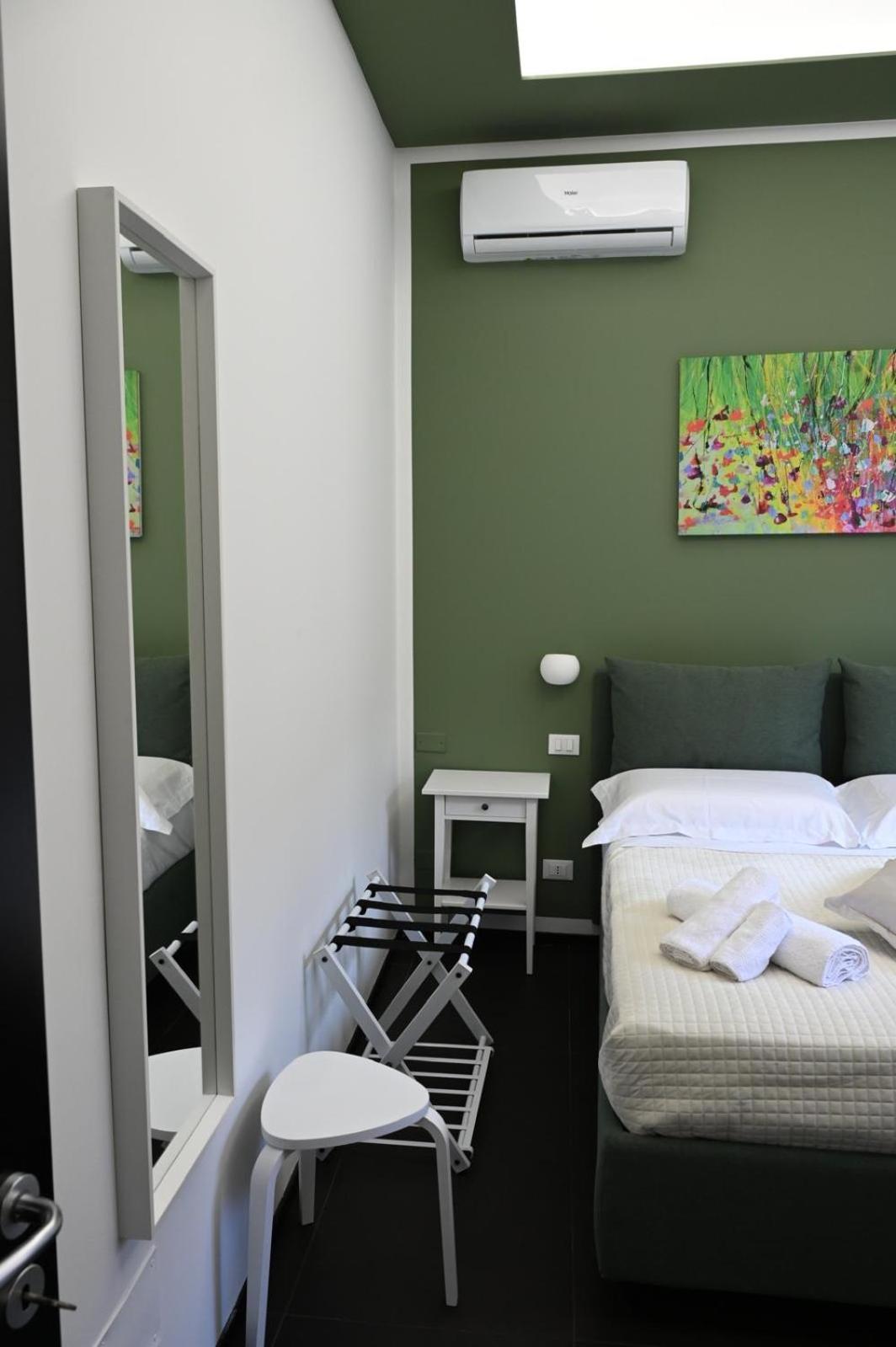 Terzo Rione Hotel Palermo Bagian luar foto
